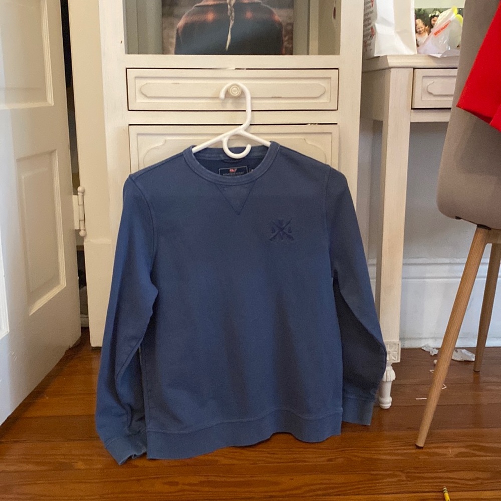 Vineyard Vines girls blue comfy sweatshirt!